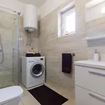Ani - Two Bedroom With Terrace And Garden View Banići