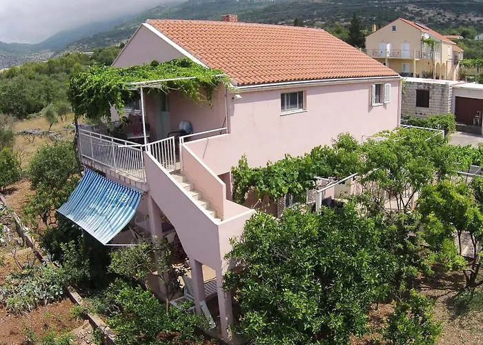 Ani - Two Bedroom With Terrace And Garden View شقة