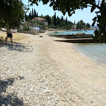 Ani - Two Bedroom With Terrace And Garden View *