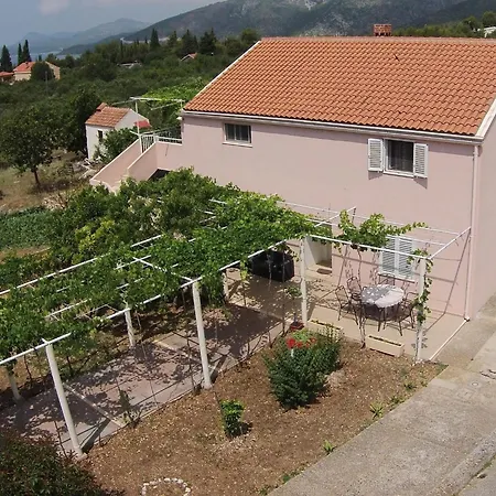 Ani - Two Bedroom With Terrace And Garden View