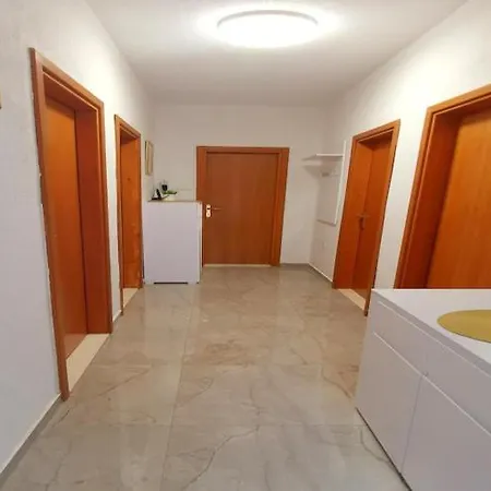 Ani - Two Bedroom With Terrace And Garden View Appartement