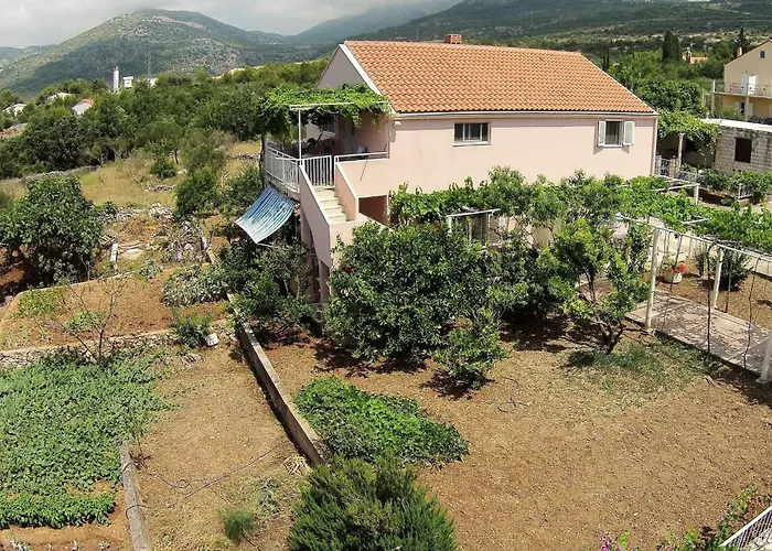 Ani - Two Bedroom With Terrace And Garden View Lejlighed